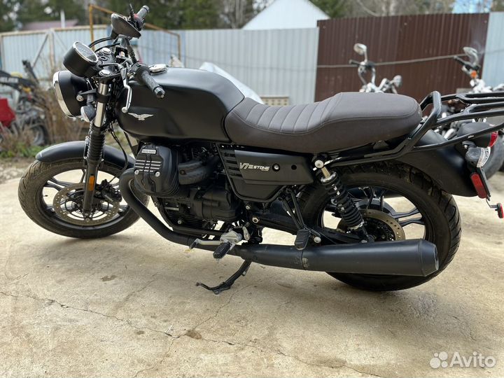 Moto Guzzi V7 III stone 2018 5200 км