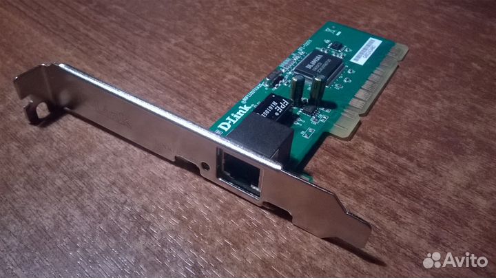 Cетевой адаптер D-Link DFE-520TX