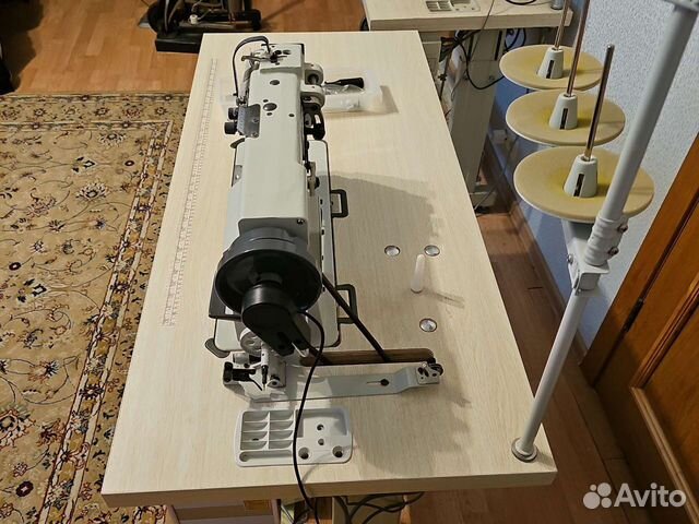 Двухигольная швейная машина объявление продам