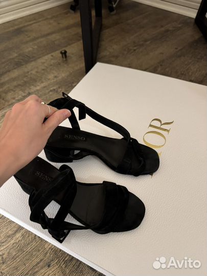 Туфли женские 37