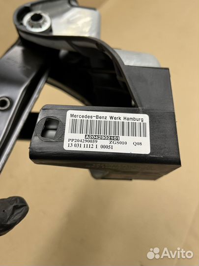 Педаль тормоза Мерседес w204 c207 c218 w212 глк