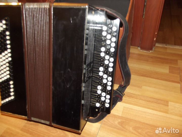 Баян Ростов-на-дону баянная фабрика.И старый баян