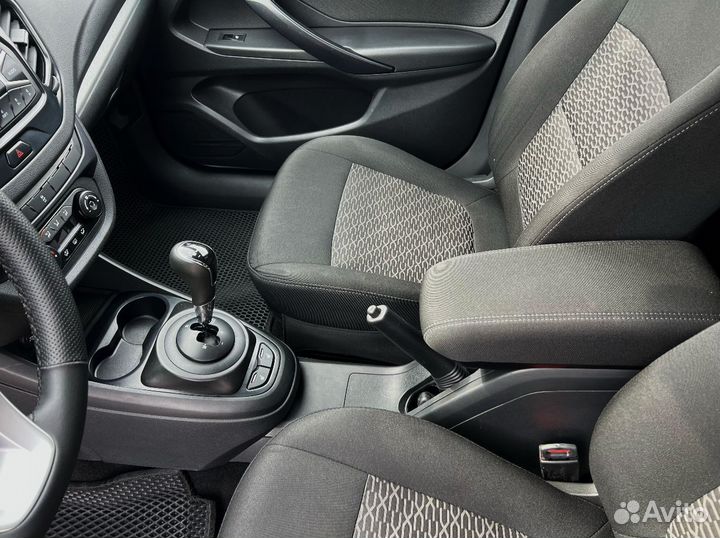LADA Vesta 1.6 AMT, 2018, 120 000 км