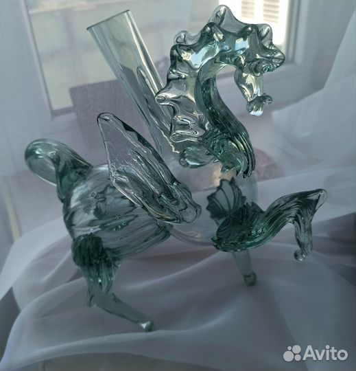 Стеклянная бутылка - штоф Большой пегас с крыльями