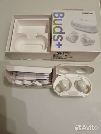 Беспроводные наушники Samsung Galaxy Buds Plus