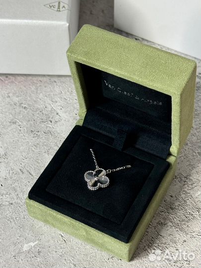 Van cleef подвеска клевер
