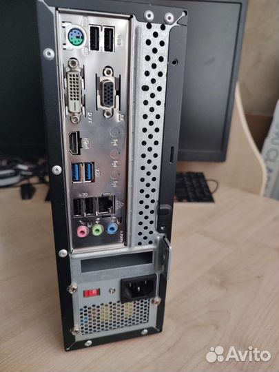 Компьютер мини, mini-itx i3 4gen/8Гб