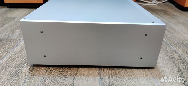 T+A Pulsar A1530