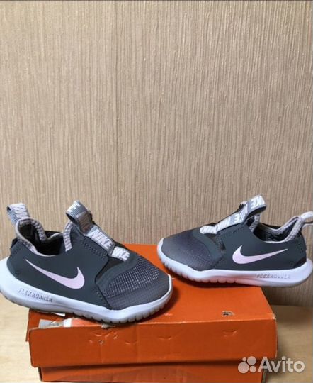 Детские кроссовки Nike 22р