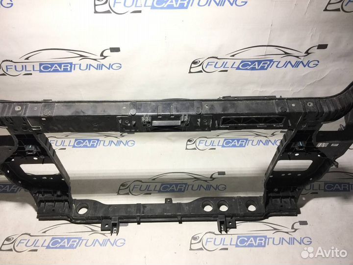 Передняя панель Kia Carnival 4