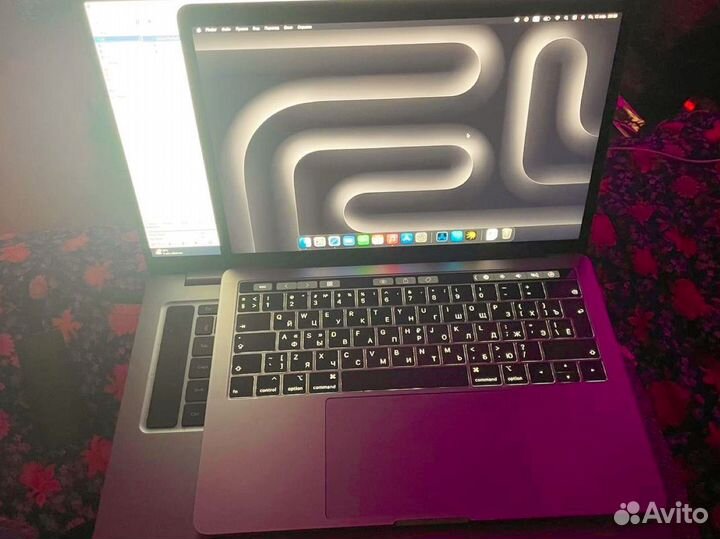 Apple macbook pro 13 2019