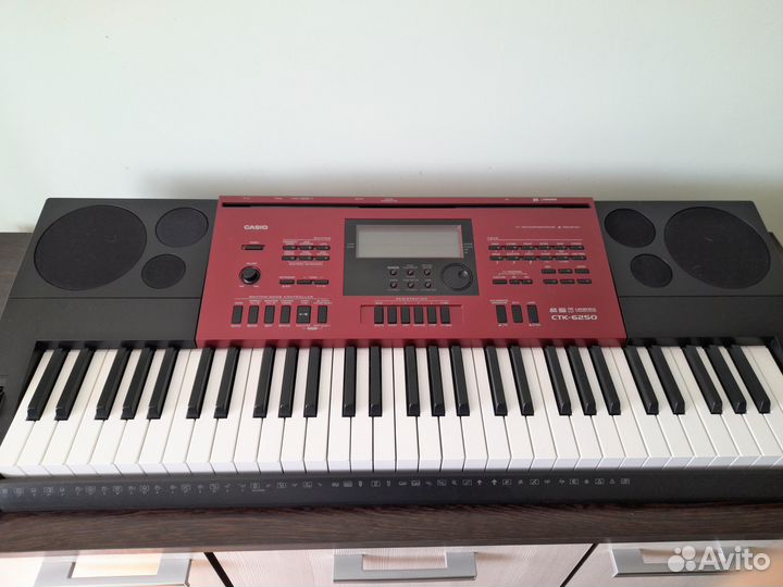 Синтезатор Casio CTK-6250