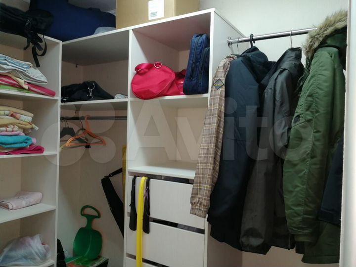 2-к. квартира, 70 м², 3/17 эт.