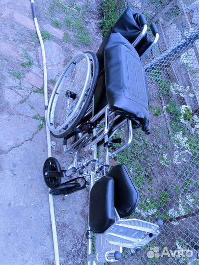 Инвалидная коляска