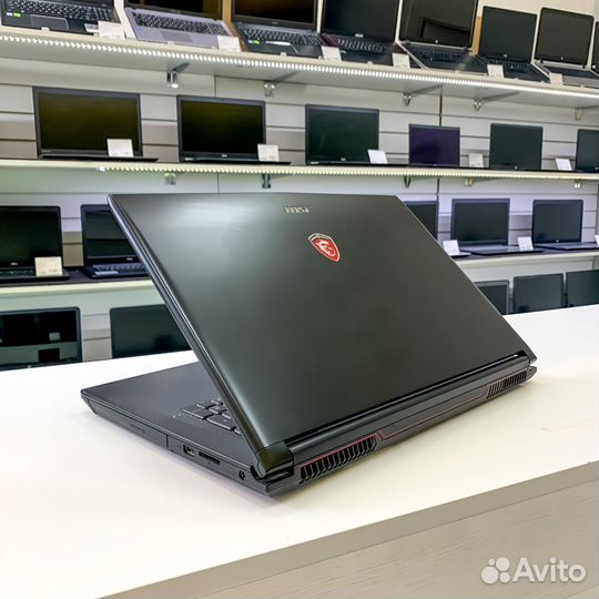 Игровой ноутбук MSI i7/GTX1050/SSD+HDD/17,3