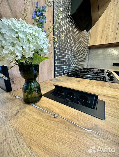 Кухонный гарнитур Пенинсула Новый