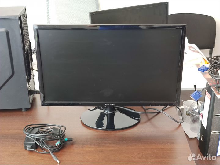 Игровой монитор Samsung 24 дюйма