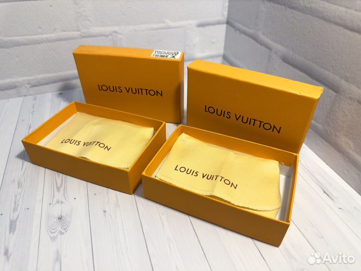 Louis vuitton визитница