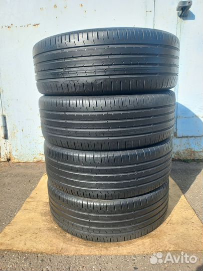 Continental ContiPremiumContact 5 225/60 R17