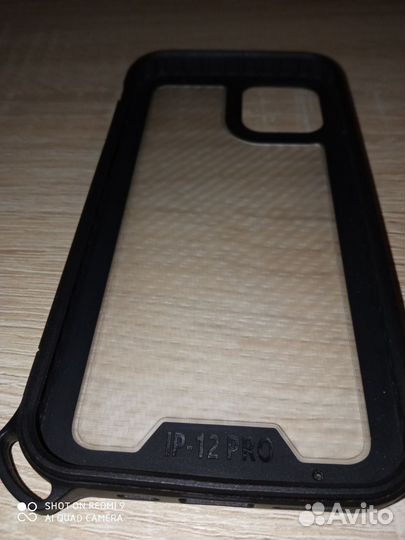 Чехол на iPhone