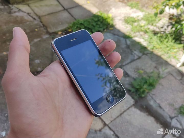 iPhone 3GS, 8 ГБ