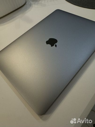 Apple macbook pro 13 2018 8 gb