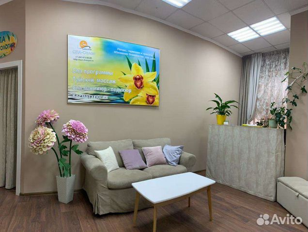 Массажистка в спа-салон