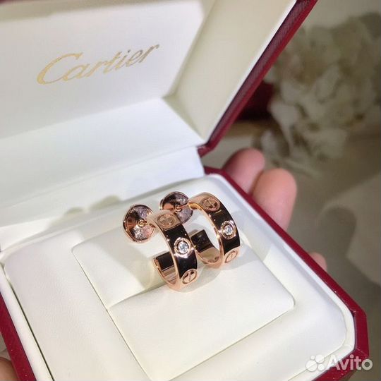 Золотые серьги cartier love с бриллиантами