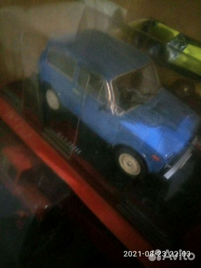 Легендарные советские автомобили 1/24