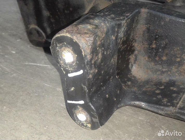 Кронштейн усилителя бампера правый Scania (Скания) 5 G-series 05-17 (1885224)