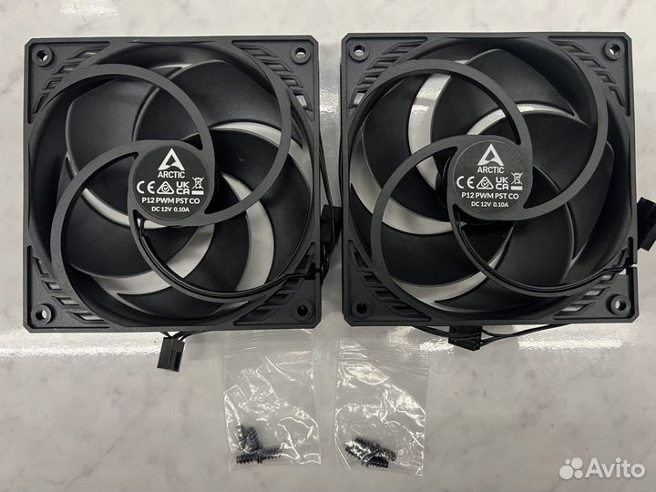 Вентилятор Arctic P12 PWM PST CO Black