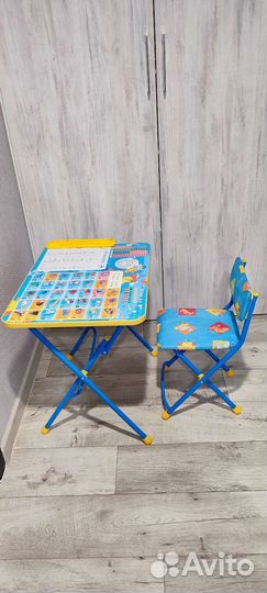 Детский столик и стульчик