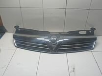 Решётка радиатора Opel Astra H