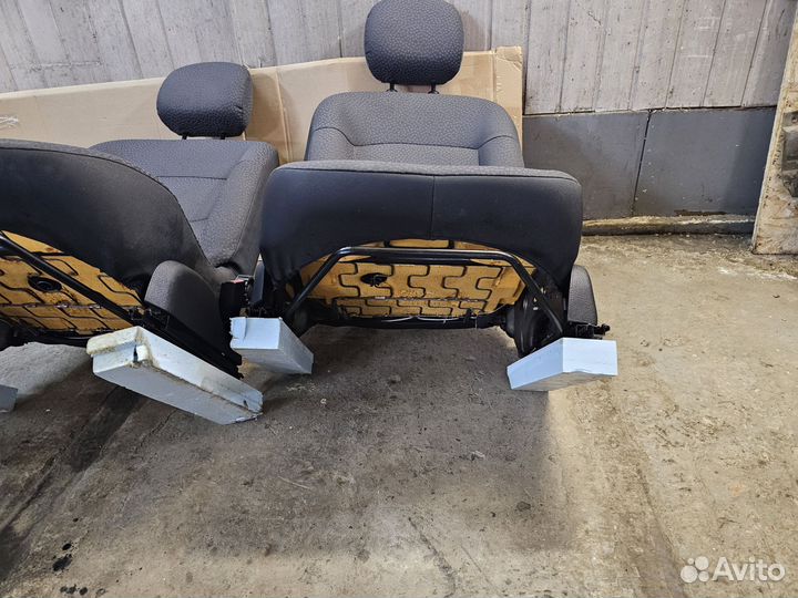 Продам сиденья Renault symbol