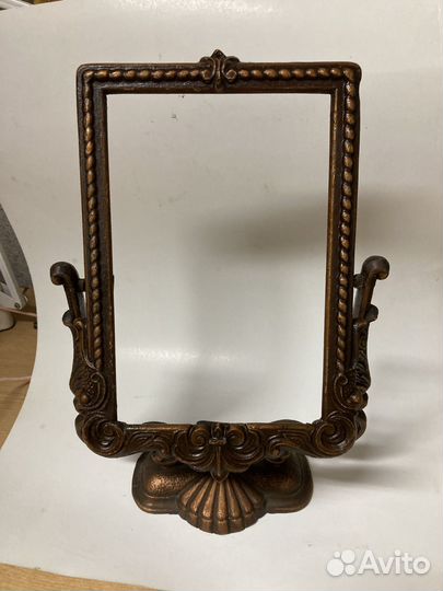Старинное зеркало