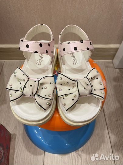Сандали для девочки