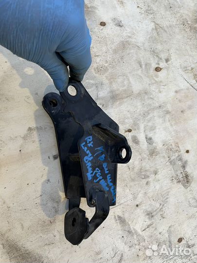 Кронштейн двс Lexus Rx450 H задний