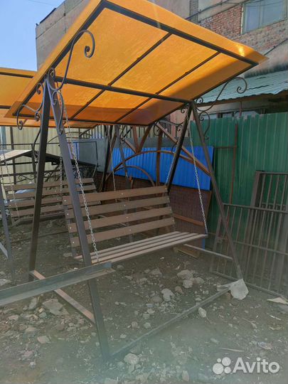 Качели металлические