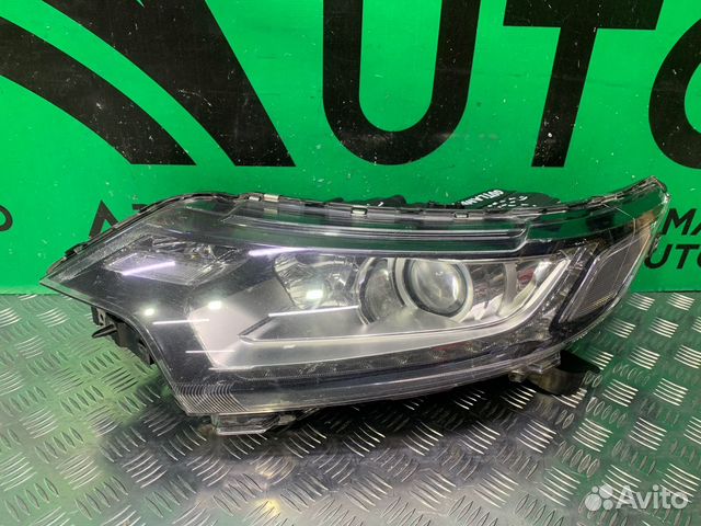 Фара левая Mitsubishi Outlander 3 рестайлинг 2