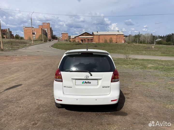 Toyota Corolla Spacio 1.5 AT, 2005, 200 000 км