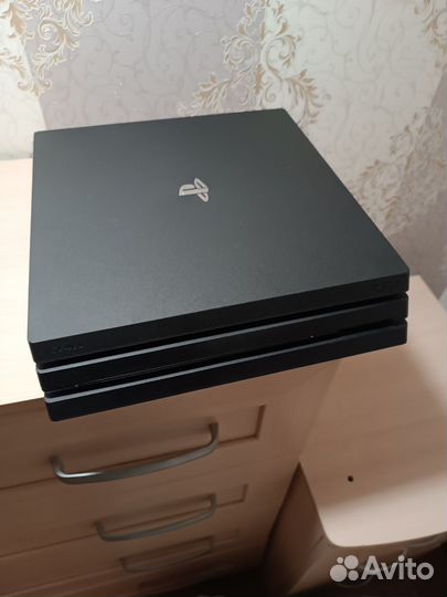 Sony PS4 pro 1tb