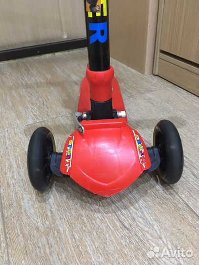 Самокат детский трехколесный