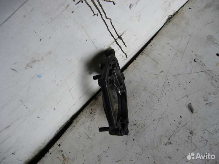 Фланец насоса гура Scania 4