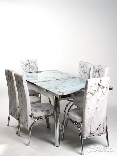 Стол раскладной и стулья 6 шт