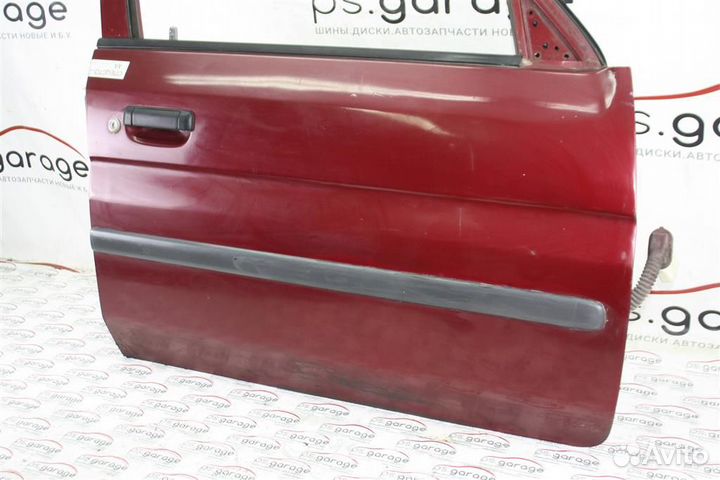 Дверь передняя правая Mazda Demio 2000г