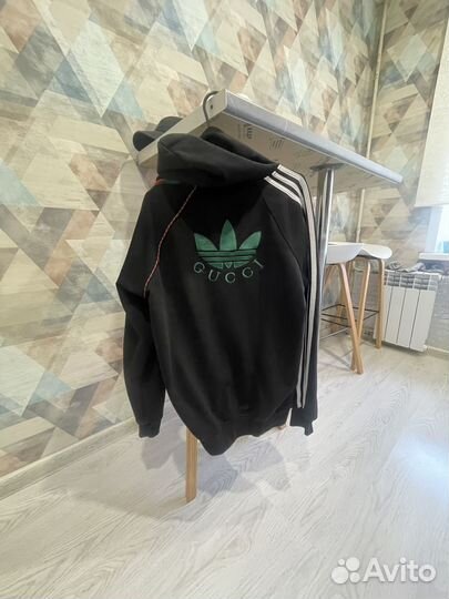 Спортивный костюм adidas gucci eq