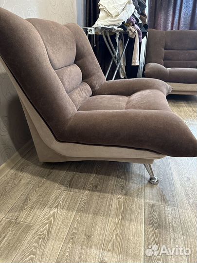 Продам 2 кресла