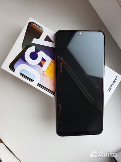 Samsung Galaxy A50, 4/64 ГБ