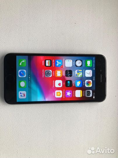 iPhone 6, 64 ГБ