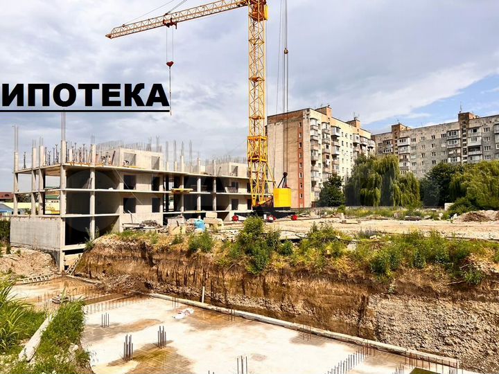 2-к. квартира, 79,1 м², 10/12 эт.